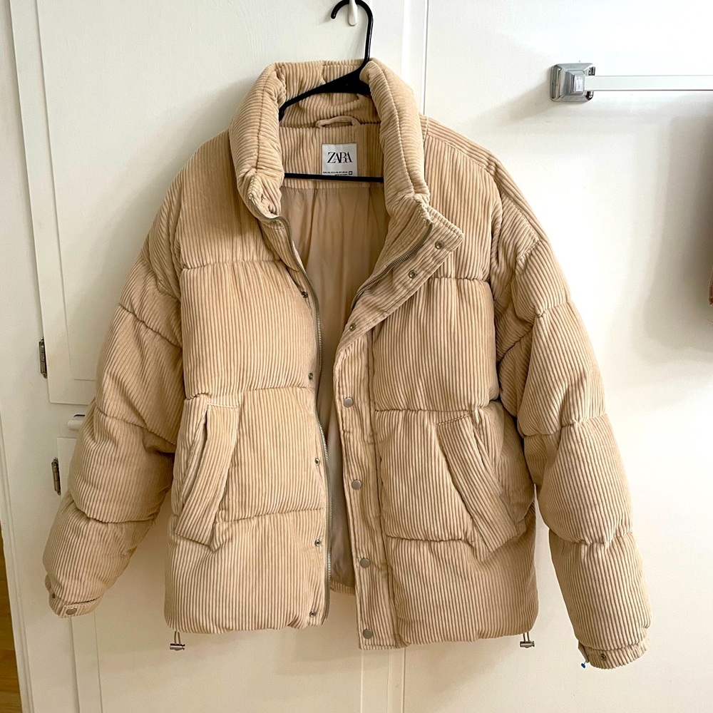 Heavyweight Zara corduroy puffer jacket sized L-XL